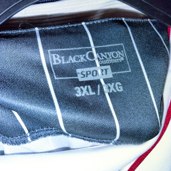 Derek Jeter #2 Yankee Jersey - Picture 4 of 4